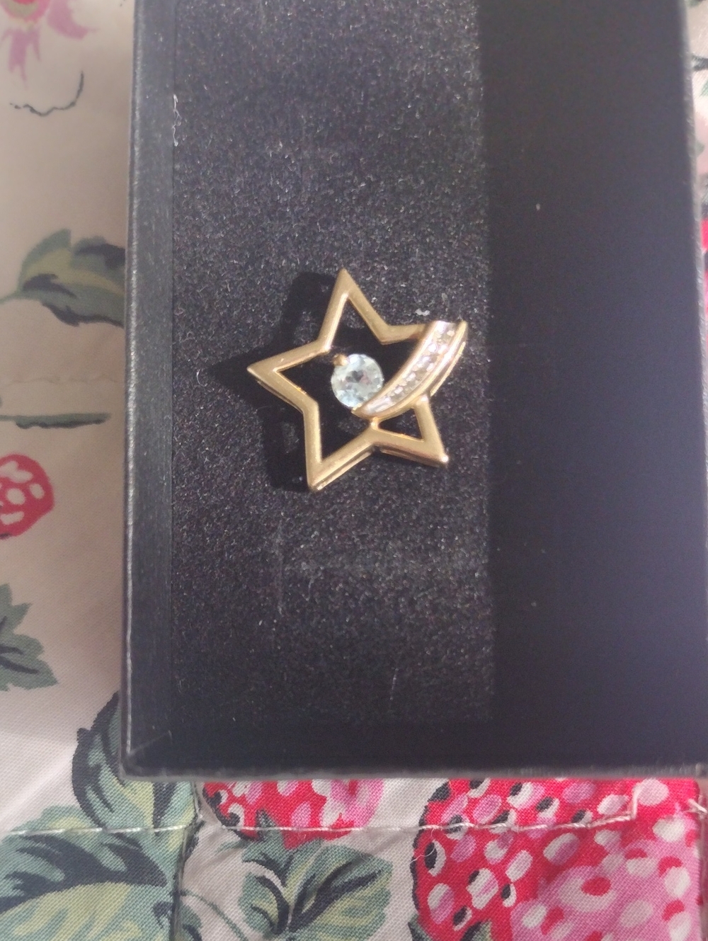 Alwand Vahn 10K Yellow Gold Star Pendant - Aquamarine And Diamonds